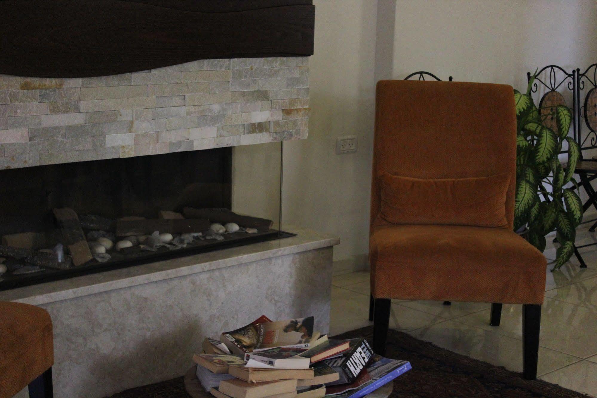 Lavender Boutique Hotel Ramallah Exterior photo
