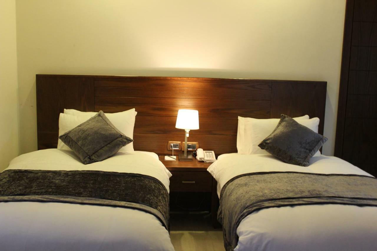 Lavender Boutique Hotel Ramallah Exterior photo
