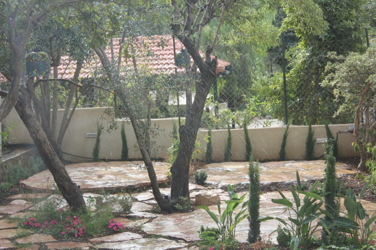Lavender Boutique Hotel Ramallah Exterior photo