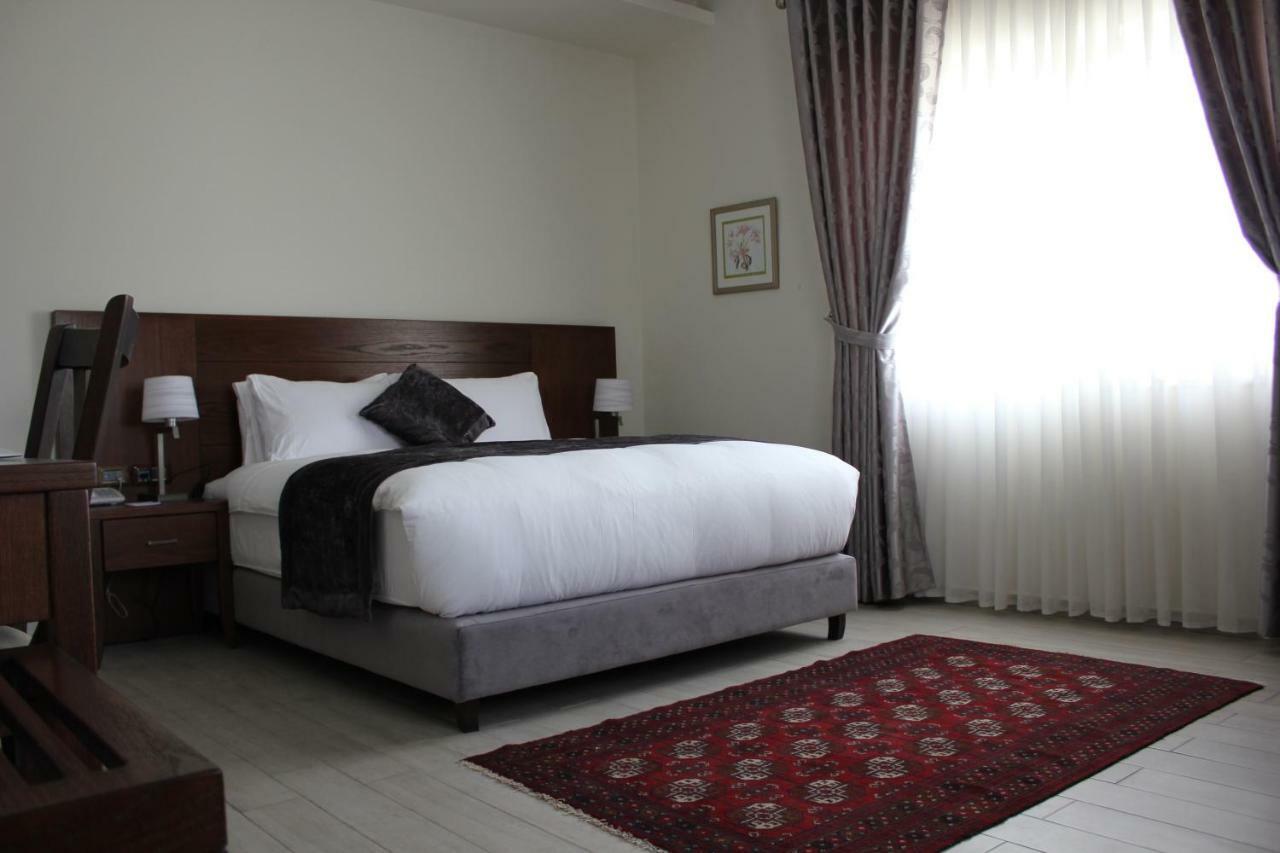 Lavender Boutique Hotel Ramallah Exterior photo